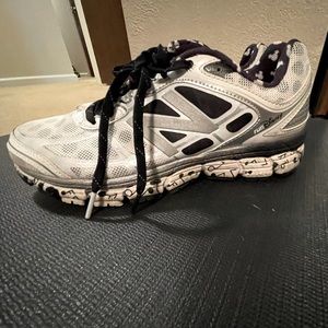 New Balance 2015 Run Disney Shoes-Size 8